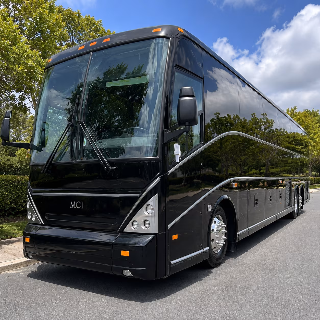 buses for moorpark college teaching zoo field trips