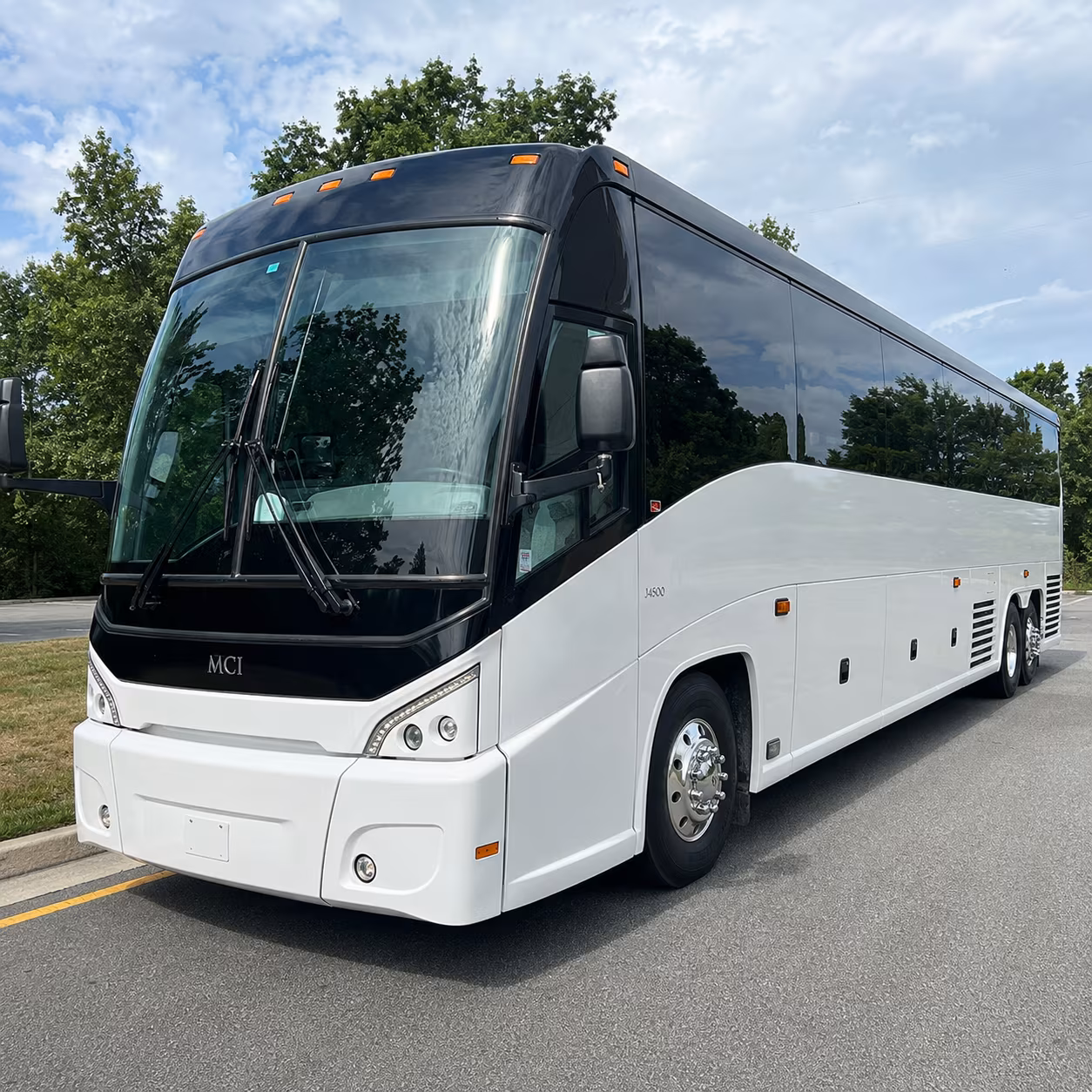 youth group buses for ventura ministry events and overnight trips
